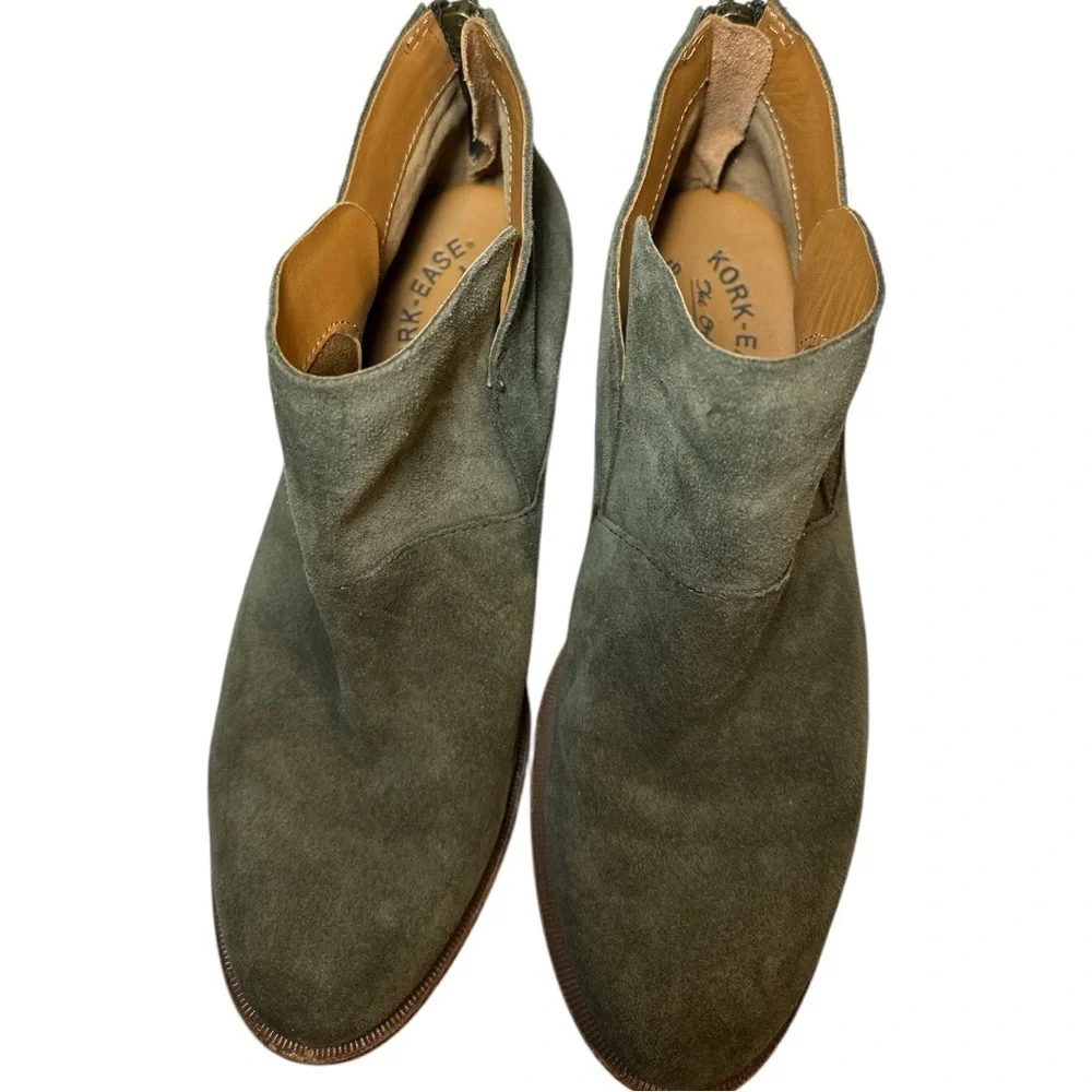 Kork- Ease women’s green suede Ryder Chelsea Boot size 7M